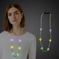 Collier classique Mardi Gras perlé violet, vert et or avec 6 LED lumineuses pour la décoration et les fournitures de Noël, Nouvel An et mariage
