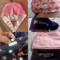Bonnets de travail pour infirmières unisexes, doublés satin, avec motif dessin animé mignon, logo personnalisé, à nouer, avec boutons, pour usage hospitalier