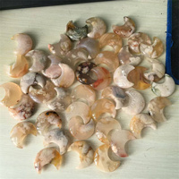 Ideas de nuevos productos 2025 30mm flor ágata Lune tallado cristales artesanías Natur flor de cerezo ágata luna creciente para regalo