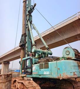 Plataforma de Perforación Rotatoria Jintai <span class=keywords><strong>SH</strong></span> 30 de <span class=keywords><strong>Segunda</strong></span> <span class=keywords><strong>Mano</strong></span>, Eficiente, Portátil, Montada sobre Orugas, Transportable y Equipada con Varillas de Perforación - Product Image 5