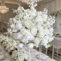 C-713 Boule de fleurs artificielles en soie blanche personnalisée, décoration de table de mariage, chemin de table fleuri, centres de table de mariage