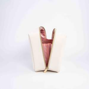 Mode durable d'usine ISO BSCI pour sac de maquillage avec fermeture à glissière sacs à cosmétiques de marque privée en cuir PU pour une utilisation en fête - Product Image 4