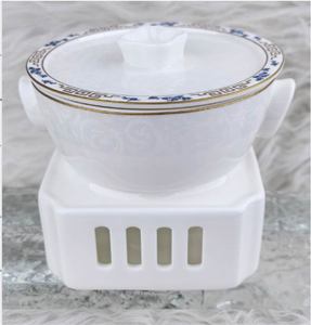 Nuevo Juego de Vajilla de Porcelana China Resistente con Diseño Floral Azul en Relieve y Borde Dorado, No Tóxico, Apto para Lavavajillas, con Tapa, para Hotel - Product Image 3