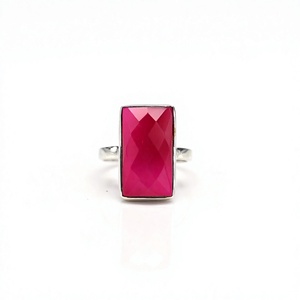 Anillo de Plata de Ley 925 sólida de la mejor calidad, anillo de forma rectangular con corte de Calcedonia rosa fucsia para mujer, joyería fina hecha a mano - Product Image 1
