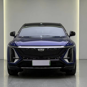 IQ Luxe : le SUV de luxe tout électrique avec Super Cruise, où la audacieuse audacité américaine classique rencontre une puissance intelligente et durable. - Product Image 1