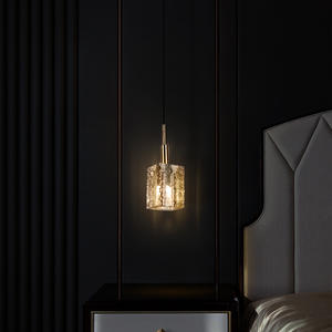 Luminaire suspendu en cristal postmoderne à ondulations d'eau en cuivre massif de luxe, design unique et créatif pour hôtel, chambre principale - Product Image 1