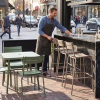 Ensemble de chaises de salle à manger d'extérieur en métal moderne, chaises de jardin empilables et tabourets de bar assortis pour café et restaurant