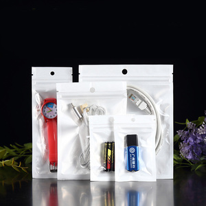 Commercio all'ingrosso trasparente in plastica laminata <span class=keywords><strong>Mylar</strong></span> trasparente a prova di odore bianco perla pellicola con chiusura lampo per gioielli gelatina