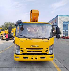 Plataforma de Trabajo Aérea Aislada Isuzu con Brazo Telescópico de 20m - Product Image 2