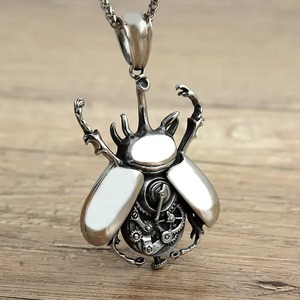 Collar con Colgante de Insecto Mecánico Steampunk yunnique, de Acero Inoxidable, Joyería de Moda Unisex, Regalo - Product Image 1