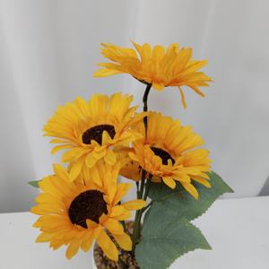 造花 5輪のひまわり 鉢植えのデイジー 盆栽 春 バレンタインデー ホームデコレーション ソフトで自然な質感 - Product Image 6