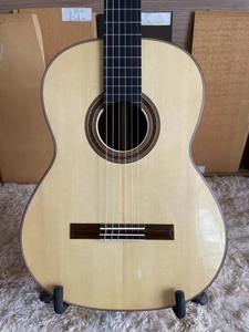 K-910 2005 Custom All-Solid <strong>Wood</strong> Classical Guitar 39 Inch Cocobolo with Alluring All-Solid <strong>Wood</strong> Construction - Product Image 2