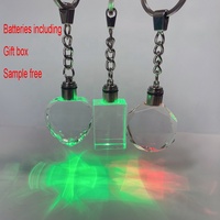 Porte-clés LED vierges en gros, porte-clés en verre pour sublimation, logo personnalisé, gravure 3D en forme de cœur, accessoires