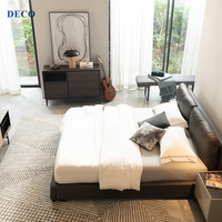 Ensemble de meubles modernes de chambre à coucher de luxe cadre de lit King Size en cuir véritable personnaliser la couleur lits de qualité supérieure carton dur en bois massif chêne