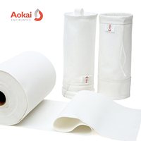 Sac filtrant en polyester hydrofuge et oléofuge pour dépoussiéreur à ciment