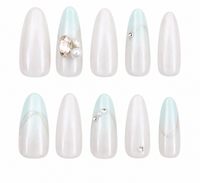 Faux ongles à presser en amande, ombré blanc menthe scintillant, avec décorations en strass, perles et or, pour mariage, mariée, usage quotidien et rendez-vous galants