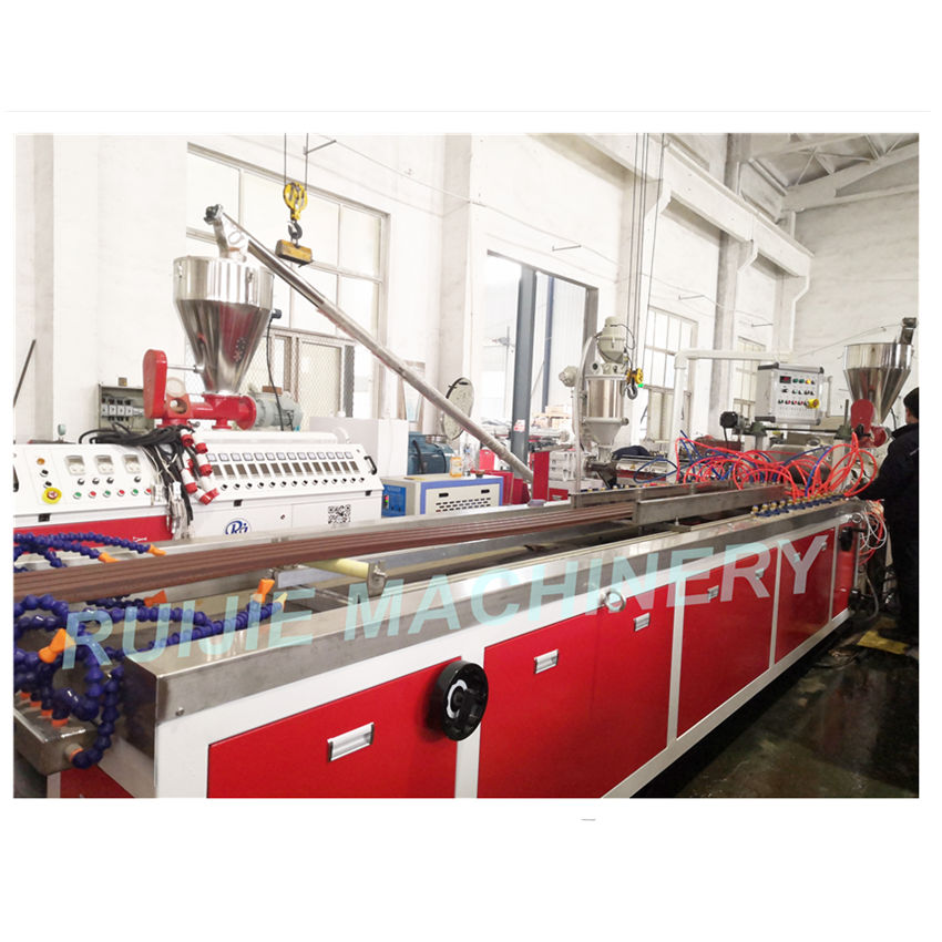 Полипропилен/ПЭ ПВХ WPC древесно-пластиковый композитный настил ограждение столб стеновая дверь панель рамка машина для производства