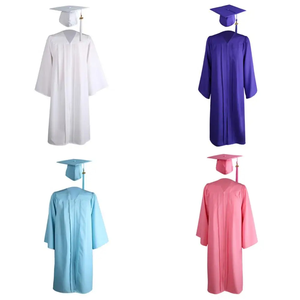 Conjunto de Toga de Graduación Universitaria 2026 con Birrete, Borla y Colgante para Decoración de Fiesta de Graduación - Product Image 4