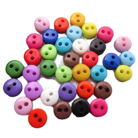 Lot de 100 mini-boutons en résine à 2 trous, 16 couleurs, lavables, en plastique, pour couture, artisanat, petits boutons pour vêtements de poupée, maille