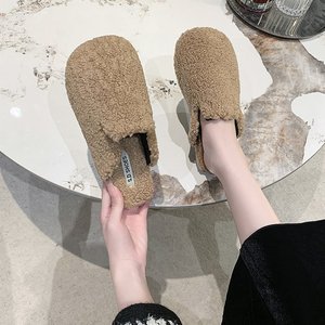 Chaussons d'intérieur ultra-légers et confortables en mousse à mémoire de forme avec fourrure douce pour femme, semelle en caoutchouc, chauds et plats pour l'hiver – Vente en gros - Product Image 5