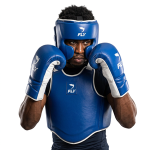 Ensemble d'équipement de boxe personnalisé Winning Boxing : Casque, Gants, Protection inguinale, en cuir véritable bleu à lacets, unisexe, pour entraînement et sparring - Product Image 3