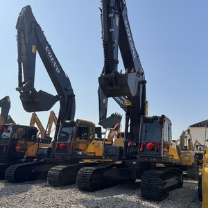 Excavadora de cadenas VOLVO EC140 usada, en buen estado, 90% nueva, con motor y sistema hidráulico potentes - Product Image 1