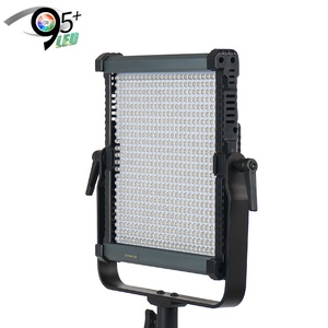 Đèn Led Chụp Ảnh Bằng Pin CRI95 + Màn Hình Kỹ Thuật Số Quay Phim Mini - Product Image 2