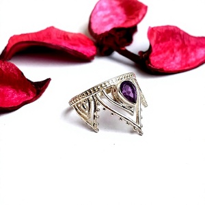 Anillo Romántico de Plata 925 con Forma de Corona, con Piedra Preciosa Natural de Labradorita Facetada en Engaste de Bisel, Hecho a Mano, para Aniversario o Compromiso - Product Image 2