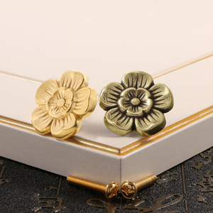 Kenop Pintu Kuningan Motif Bunga Klasik, Gagang Kabinet Bunga Kecil Segar, dan Pengait Dinding - Product Image 3