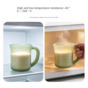 Ensemble de tasses à mesurer en silicone de qualité alimentaire avec échelle graduée transparente, bec verseur résistant à la chaleur pour lait, jus, boissons, pâtisserie, cuisine - Product Image 4