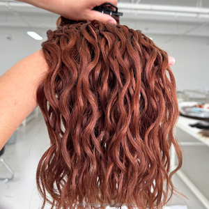 Extensions de cheveux Genius Weft en stock d'usine, cheveux humains vierges doublement étirés, ondulés sur mesure, trame invisible pour salon - Product Image 6