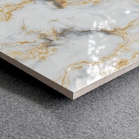 Carreaux de marbre poli brillant de luxe 600x600 à veines dorées blanches pour sol et mur de salon de villa, porcelaine 60x60