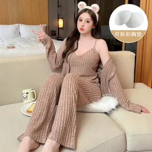 Top fornecedor Premium fleece sleepwear das mulheres Moda outono e inverno noite desgaste Sexy 3pcs pijamas para as mulheres set
