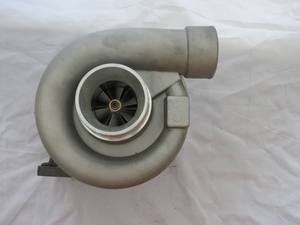 Turbocompresseur pour moteurs Volvo TD100A, 100D et 4LEK (Excavateur) - N° de pièces 54334 467368 467339 469106 837455 844450 5001303 - Product Image 4