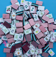 Ensemble de Mahjong américain personnalisé de luxe, pliable, portable, en acrylique sculpté, rose clair, 4 couches, pour les jeux de société en famille ou comme cadeau