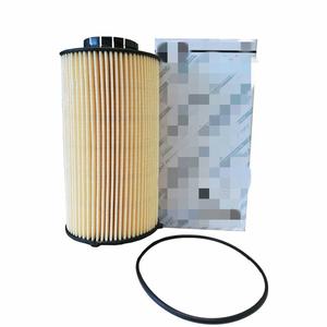 Filtro de aceite de motor 5801415504 84572228 E213HD300 30126484 2674130000 LF17547 HU12008X para <span class=keywords><strong>IVECO</strong></span> VDL BUS COACH CITEA Stralis - Product Image 4