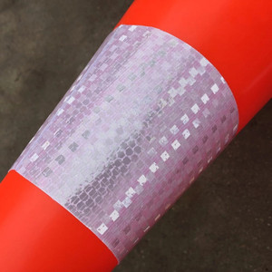 PVC réfléchissant blanc de 50 cm/20 pouces, matériau flexible en PVC rouge pour la sécurité routière - Product Image 3