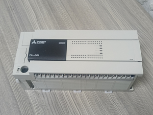 มิตซูบิชิ PLC FX3U-64MR/ES-A, อินพุตเอาต์พุต 64 จุด, รีเลย์ AC 100-240V คอนโทรลเลอร์อุตสาหกรรม - Product Image 4