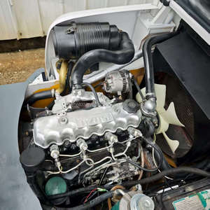 Chariot élévateur diesel TCM 3 tonnes d'occasion, modèle 2023, pour usage en restaurant, garantie 1 an, avec élévateur hydraulique et barre d'extension de transmission - Product Image 6