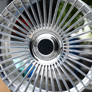 Jantes polies forgées à 40 rayons personnalisées 20 21 22 23 24 pouces pour <span class=keywords><strong>Mercedes</strong></span> W221 W222 W223 W212 W213 voiture de tourisme légère - Product Image 4