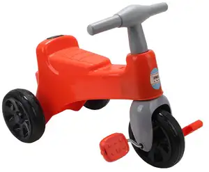 Nouveau vélo à pédales tricycle en plastique orange et vert pour l'apprentissage du sport créatif pour enfants voiture à trois roues pour bébé poussette