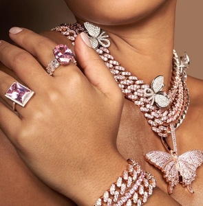Anello con Grande Zirconia Cubica Rosa Taglio Principessa per Donne, Design per <span class=keywords><strong>Matrimonio</strong></span> e Fidanzamento, Gioielleria alla Moda - Product Image 2