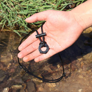 Collier allume-feu Paracord de survie avec silex et <span class=keywords><strong>grattoir</strong></span>, collier Bushcraft pour camping randonnée et randonnée - Product Image 3