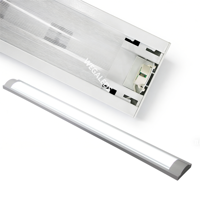 Luminaire anti-poussière et anti-moustique