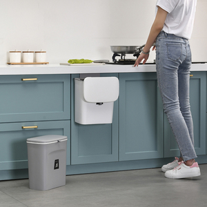 <span class=keywords><strong>Poubelle</strong></span> de cuisine avec couvercle <span class=keywords><strong>poubelle</strong></span> suspendue <span class=keywords><strong>poubelle</strong></span> en plastique pour montage mural <span class=keywords><strong>poubelle</strong></span> à compost étanche pour cuisine <span class=keywords><strong>camping</strong></span>-<span class=keywords><strong>car</strong></span> placard - Product Image 4