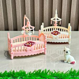 <span class=keywords><strong>Casa</strong></span> de juegos Jinbing, cuna, mini muebles de dormitorio, pequeños adornos, comida en miniatura y escenas de juego, accesorios de juguete - Product Image 1