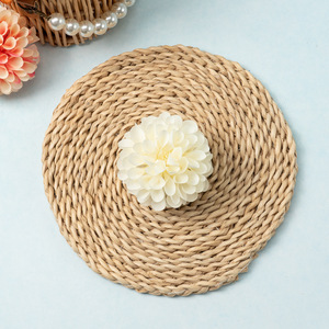Flor de Seda Tridimensional con Diseño de Dalia, Accesorio Fotográfico Moderno para Bodas y Festivales al Aire Libre, Perfecto para Crear un Ambiente Especial - Product Image 5