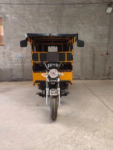 Tricycle à Moteur Essence 150cc 200cc, Trois Roues, pour Transport de Passagers et Taxi - Product Image 3