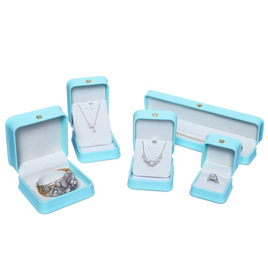 Fabricación logotipo personalizado lujo PU cuero anillo COLLAR COLGANTE pulsera caja regalo joyería organizador caso al <span class=keywords><strong>por</strong></span> <span class=keywords><strong>mayor</strong></span> - Product Image 4
