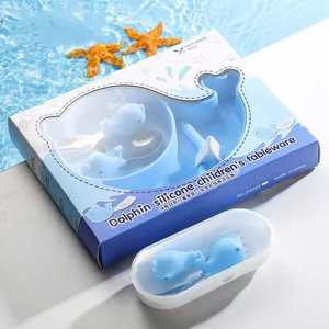 Dessin animé dauphin forme Silicone enfants vaisselle enfants couverts ensemble avec acier inoxydable fourchette cuillère bavoir et paille - Product Image 6